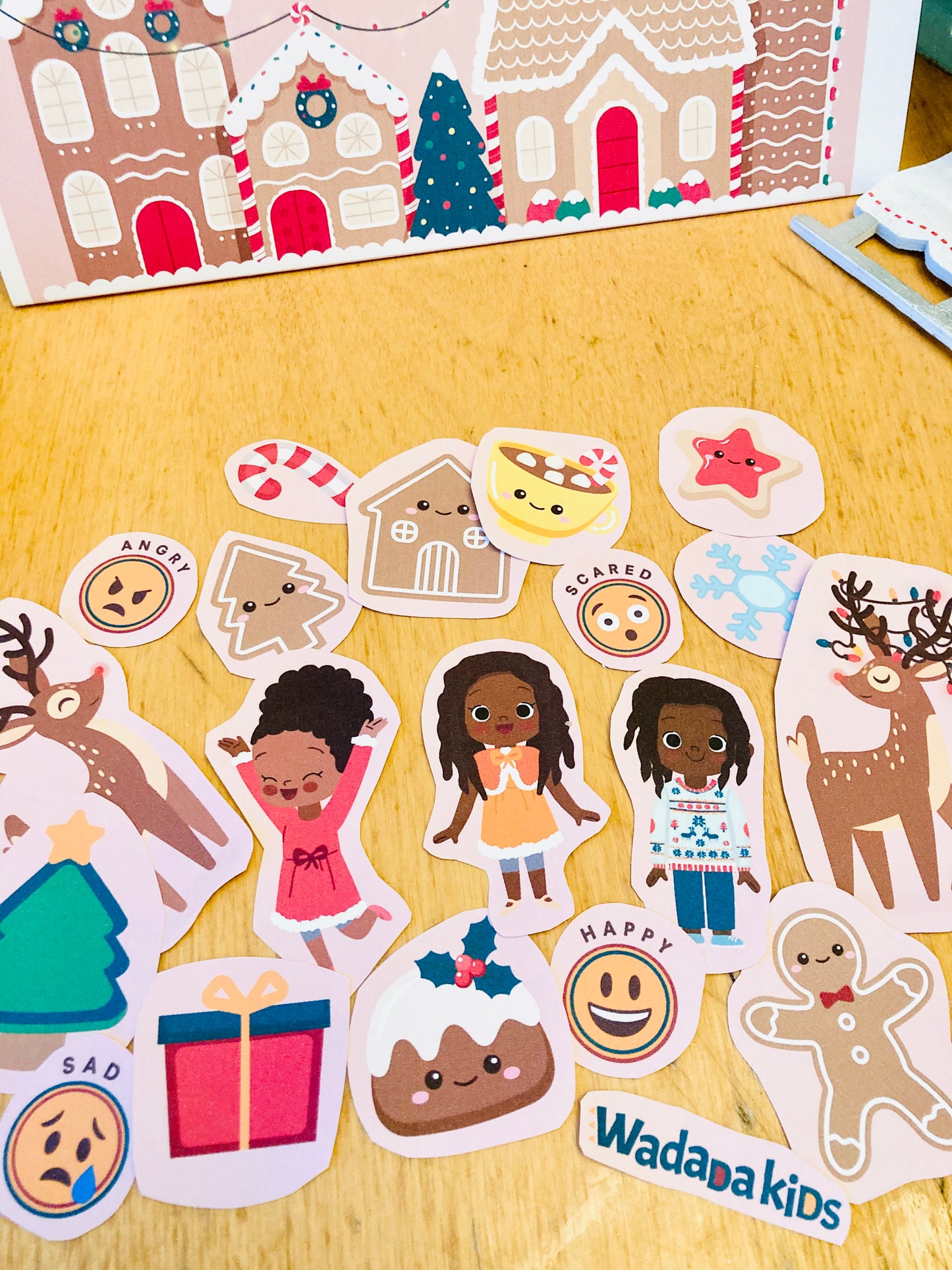 Gingerbread Puppet Play Game: DECEMBER Cozy Corner Game